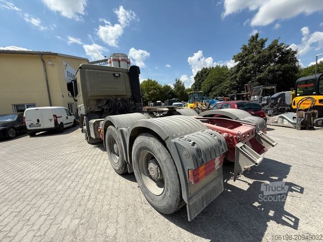 Standardni vlačilec MERCEDES-BENZ 2645