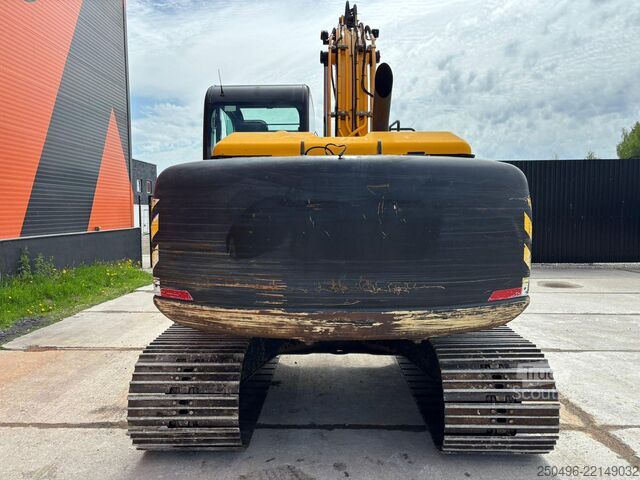 Tela-alustainen kaivinkone JCB JS 130 LC + T4F