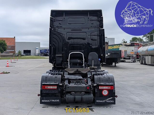 Standard-SZM Renault T 520