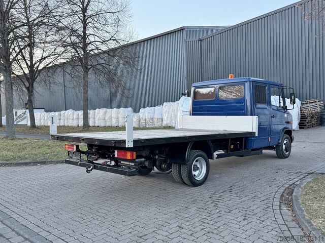 Pickup Mercedes-Benz VARIO 816 -DoKa - 1. Hand - 157 TKm