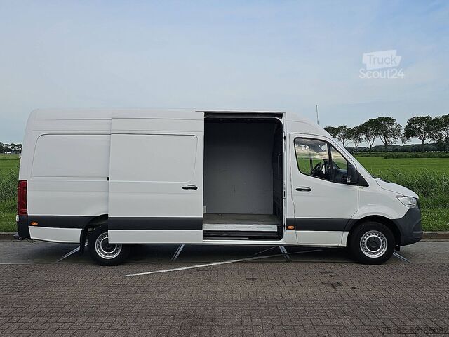 Bestelauto MERCEDES-BENZ SPRINTER 317 L3H2 Mbux Automaat!