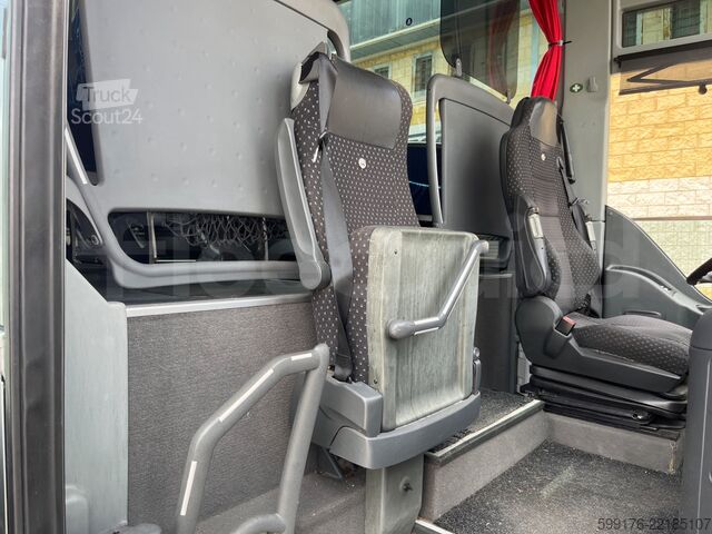Turistbus Mercedes-Benz Tourismo