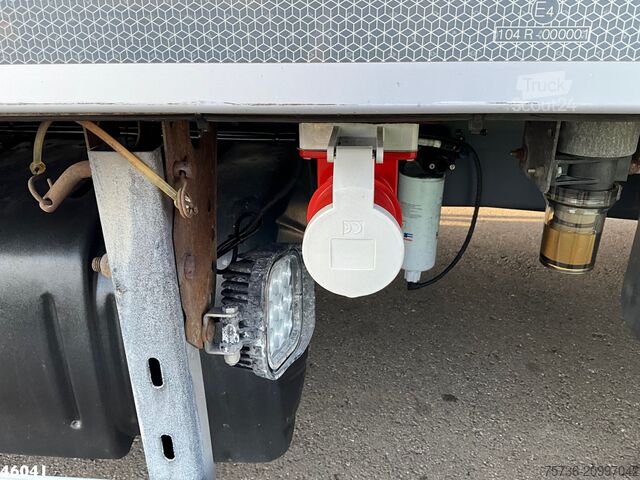 Transport réfrigéré/congélé DAF FA LF 230 Euro 6 Carrier koel / vriesunit met l...