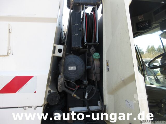 Balayeuse de voirie Johnston CN401 Bucher 5006 Kehrmaschine Euro 6