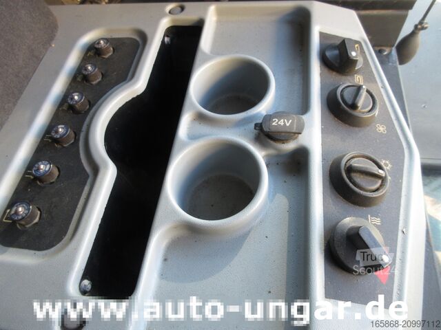 Balayeuse de voirie Johnston CN401 Bucher 5006 Kehrmaschine Euro 6