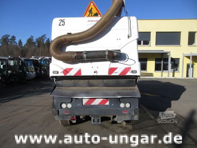 Balayeuse de voirie Johnston CN401 Bucher 5006 Kehrmaschine Euro 6