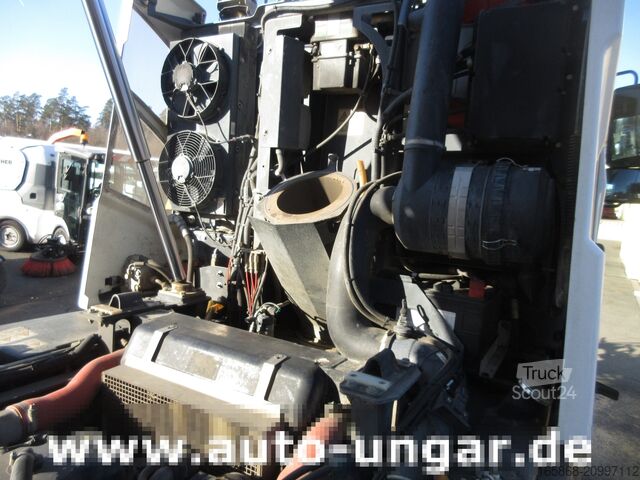 Balayeuse de voirie Johnston CN401 Bucher 5006 Kehrmaschine Euro 6