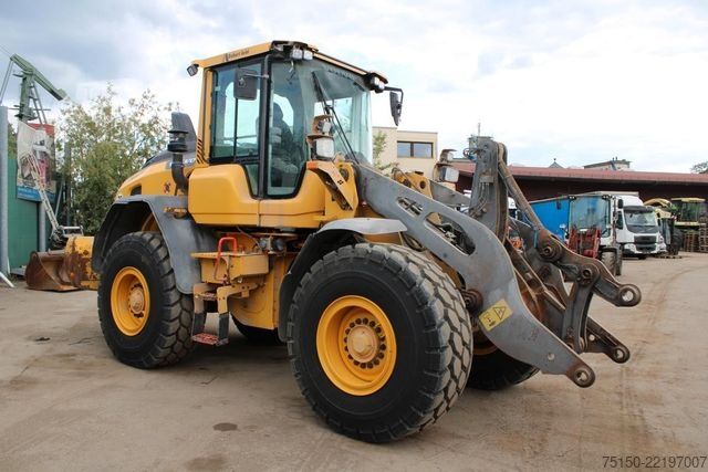 Încărcător pe roți VOLVO L70H - Nr.: 162