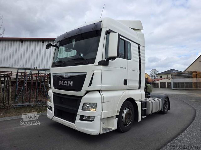 Cabeza tractora de gran volumen MAN 18.400 TGX LL , ZF Intarder, Doppeltank, Euro 6