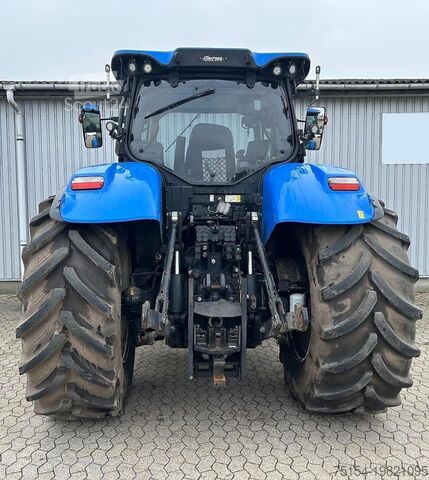 Traktor New Holland T7.230