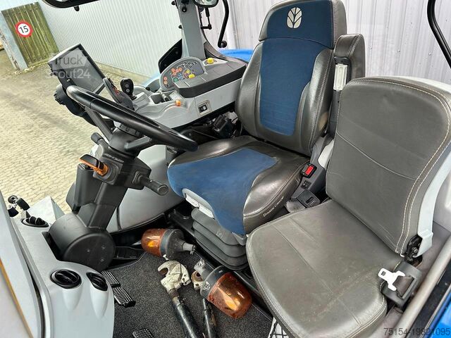 Traktor New Holland T7.230