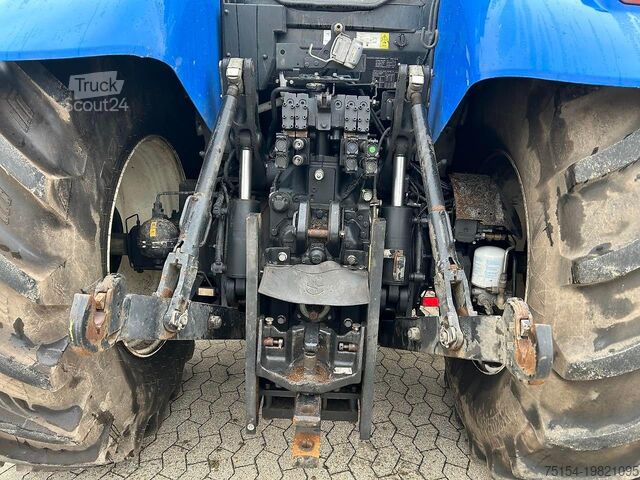 Traktor New Holland T7.230