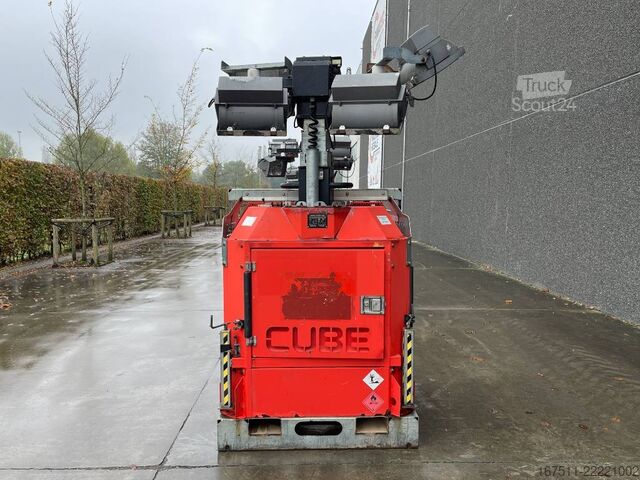 Lichttoren Tower Light Hydro Power Cube