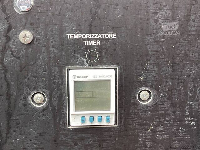 Lichttoren Tower Light Hydro Power Cube