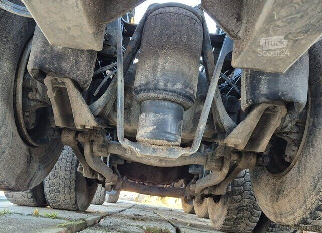 Camion benne à bras amovible FM 460 8x4 FM 460 8x4, Liftbare Antriebsachse