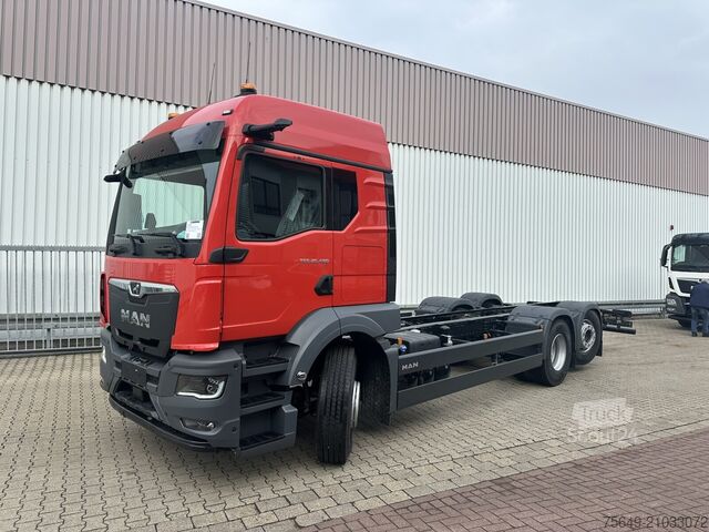 Truck chassis MAN TGS 26.480 6x2-4 BL CH TGS 26.480 6x2-4 BL CH, Lenk-/Lift, OptiView, LED, Navi, Motorabtrieb