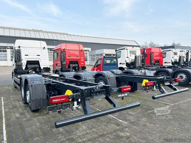 Lastbilchassi MAN TGS 26.480 6x2-4 BL CH TGS 26.480 6x2-4 BL CH, Lenk-/Lift, OptiView, LED, Navi, Motorabtrieb