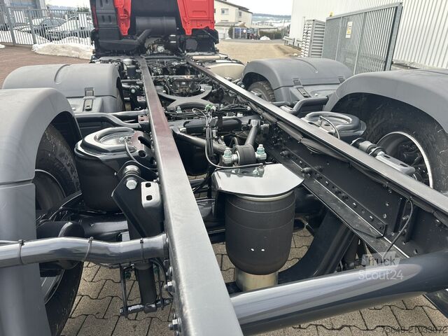 Truck chassis MAN TGS 26.480 6x2-4 BL CH TGS 26.480 6x2-4 BL CH, Lenk-/Lift, OptiView, LED, Navi, Motorabtrieb