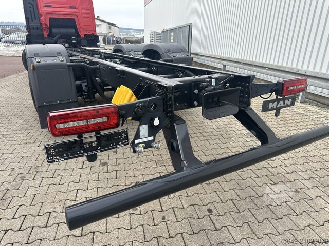 Truck chassis MAN TGS 26.480 6x2-4 BL CH TGS 26.480 6x2-4 BL CH, Lenk-/Lift, OptiView, LED, Navi, Motorabtrieb