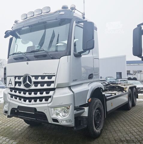 Camion benne à bras amovible Mercedes-Benz Arocs 3351 LK 6x4 Arocs 3351 LK 6x4, Bi-Xenon