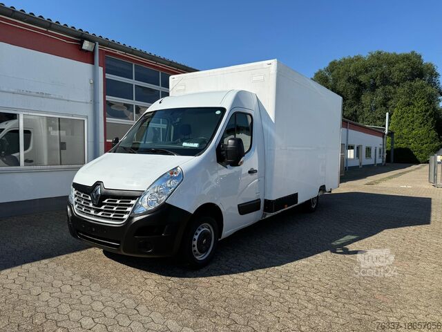 Ciężarówka do przewozu bydła Renault  Master Tiertransporter mit Auffahrramp