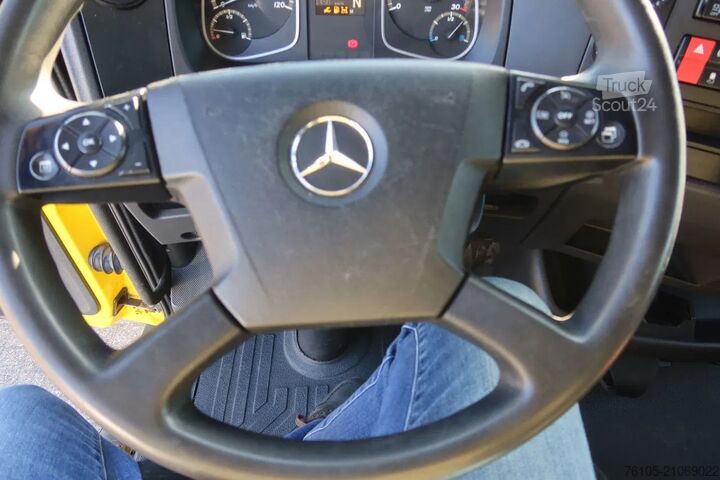 Bestelwagen autodrager Mercedes-Benz Atego 1221 L Takelwagen 6 Persoons