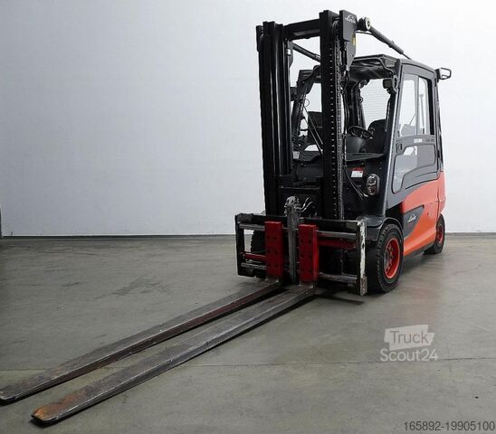 Навантажувач Linde E 50/600 HL 388