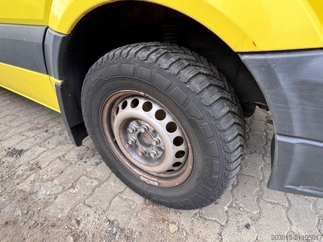 Brandweerwagen MERCEDES-BENZ Sprinter 316 CDI Rettungswagen Krankenwagen