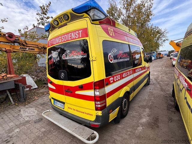 Brandweerwagen MERCEDES-BENZ Sprinter 316 CDI Rettungswagen Krankenwagen