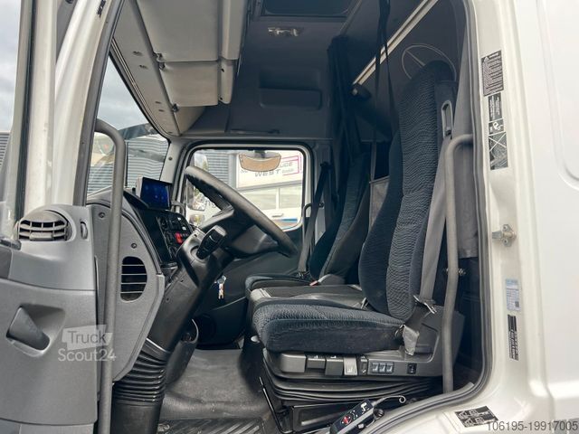 Μεταφορέας ζώων MERCEDES-BENZ Atego 823 *4.Pferde*Pferdetransporter