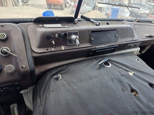 Speciální nákladní automobil  W50 L/LF IFA Löschfahrzeug mit Pumpe + Tank