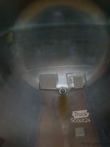 Návěs s výměnnou nástavbou SCHMITZ CARGOBULL Tankchassis mit Tankcontainer, 424.676 KM