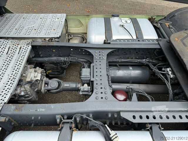 Standaard-SZM Mercedes-Benz Actros 1842 4X2 Streamspace Side skirts 2x tank...