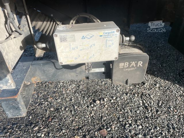 Φορτηγό πλατφόρμα με μουσαμά IVECO Eurocargo140E25Plane/Spriegel/LBW 2.Hand TÜV NEU