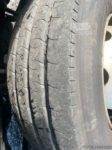 Φορτηγό πλατφόρμα με μουσαμά IVECO Eurocargo140E25Plane/Spriegel/LBW 2.Hand TÜV NEU