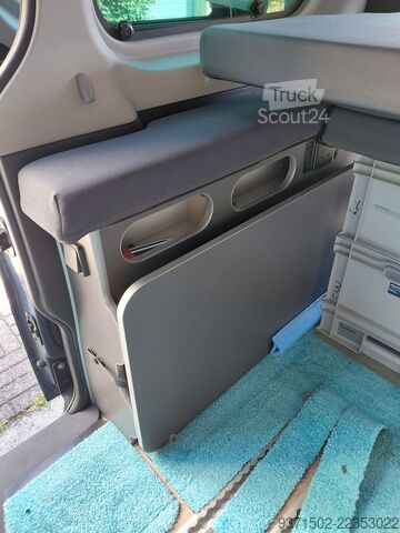 Kastenwagen Wohnmobil / Campervan Nissan NV 300 Michelangelo Westfalia