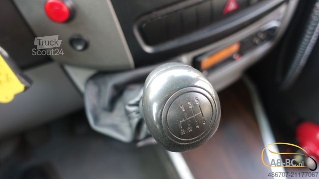 Autocarro de turismo MERCEDES-BENZ Sprinter 516 21 Sitze mit großem Gepäck