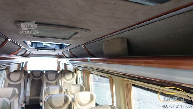 Autocarro de turismo MERCEDES-BENZ Sprinter 516 21 Sitze mit großem Gepäck