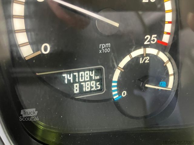 Štandardný ťahač MERCEDES-BENZ Actros 1842 Giga-Space 13 Liter Motor