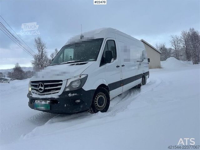 Mercedes-Benz Sprinter 4x2 w/ 2 sets of tires and ramp