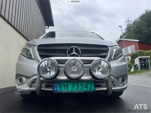  Mercedes-Benz Vito 119 4x4 Van – Two Sets of Tires