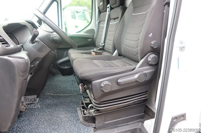  Iveco 50 C 18 Automaat  Bak + Dhollandia klep 1000 kg...