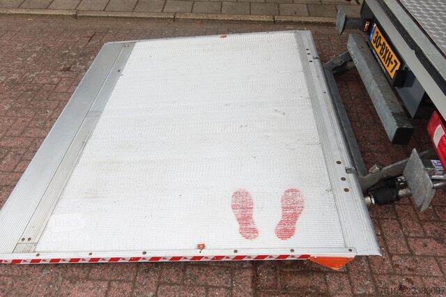  Iveco 50 C 18 Automaat  Bak + Dhollandia klep 1000 kg...