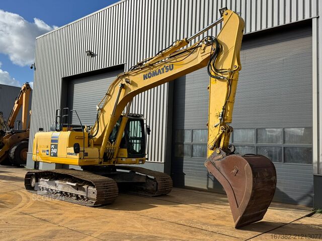 Crawler excavator Komatsu PC240LC-10