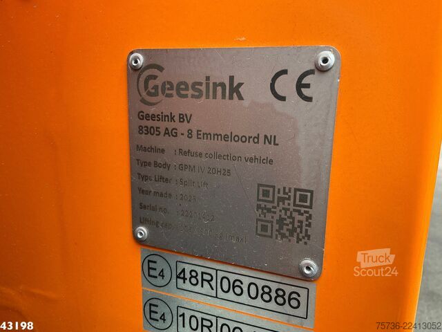 Veículo de recolha de resíduos DAF FAG XD 300 Geesink 20m³ met Liftmate Instaplift