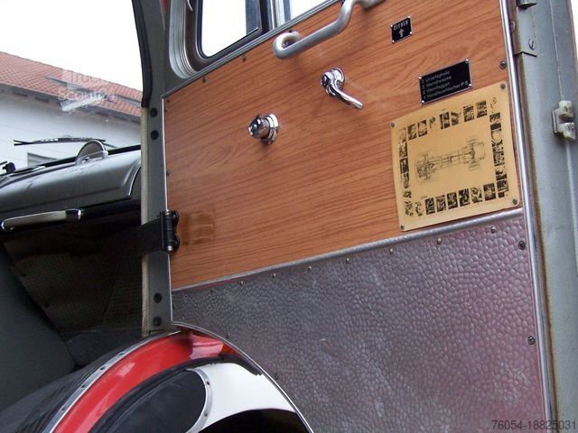 Vans ar augstu jumtu MERCEDES-BENZ 710 Rundhauber Allrad