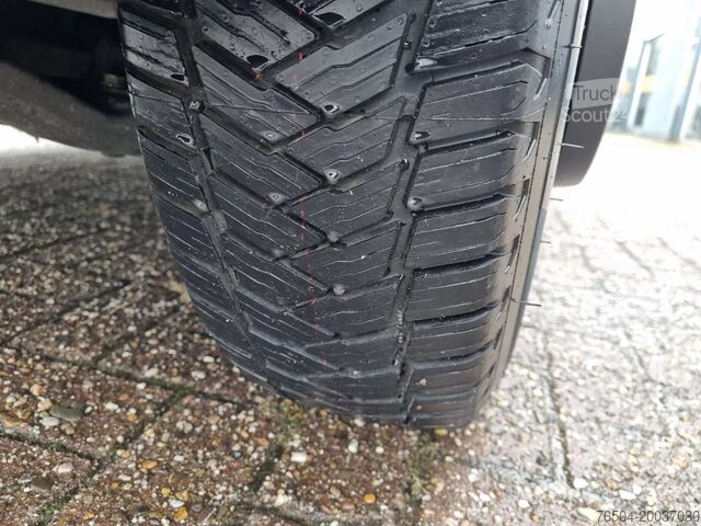 Resväska Mercedes-Benz Sprinter 516 CDI BE Clixtar/ Webasto/ 27 KUB/ N...