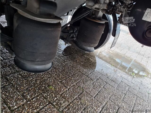 Чемодан Mercedes-Benz Sprinter 516 CDI BE Clixtar/ Webasto/ 27 KUB/ N...