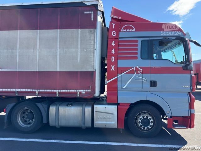 Standard tractor unit MAN TGX 18.440 4X2 2016 + SCHWARZMÜLLER 2015