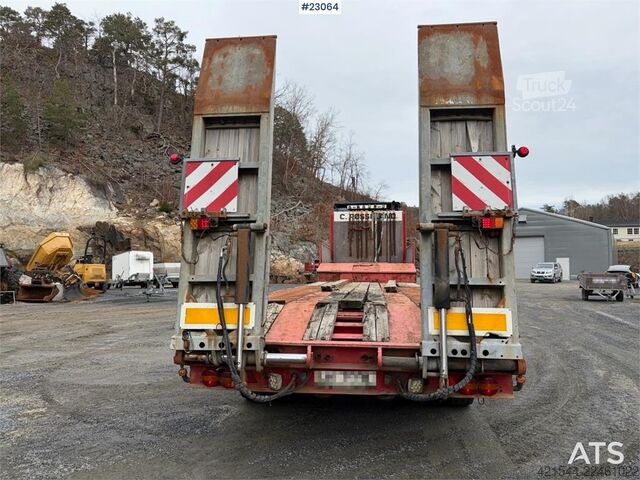 Volvo FH16 540 truck m/ 2006 Damm machine trailer